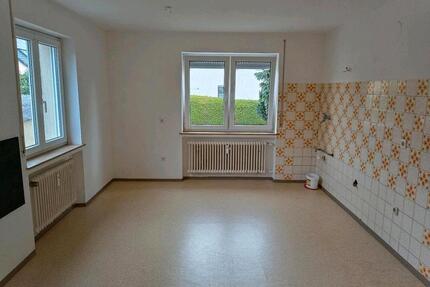 helle 4 Zimmer Wohnung - 800,00&nbsp;EUR Kaltmiete, ca.&nbsp; 110,00&nbsp;m&sup2; in Marktoffingen (PLZ: 86748)