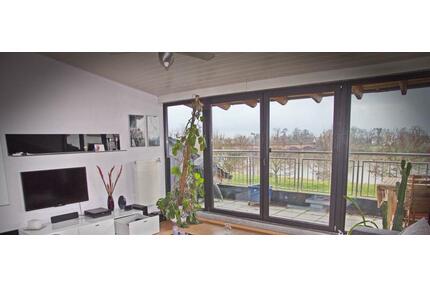 DG-Wohnung in Ladenburg mit Neckarblick: 3,5 ZKB, Wfl.110 qm