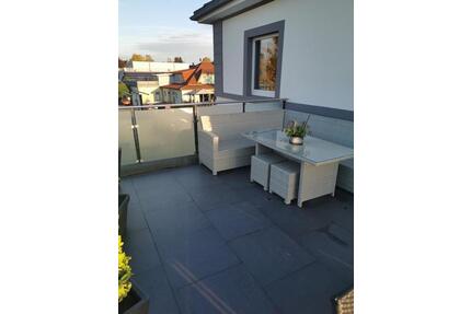 Mietwohnung - 1.200,00&nbsp;EUR Kaltmiete, ca.&nbsp; 140,00&nbsp;m&sup2; in Brakel (PLZ: 33034)