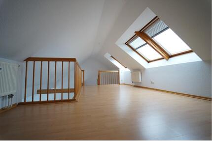 II 2 - Raum Dachgeschoss Wohnung mit Galerie und EBK - ab sofort II - Leipzig Altwest