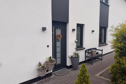 Moderne möblierte EG-Wohnung mit Terrasse Wohnen auf Zeit - Stade Altländer Viertel