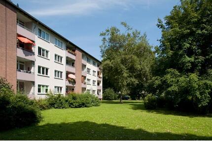 Schön geschnittene 2-Zimmer-Wohnung in Langenfeld - Langenfeld (Rheinland)