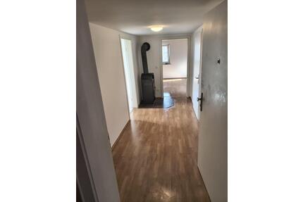 Helle 2-Zimmer Wohnung zentral in 84085 Langquaid