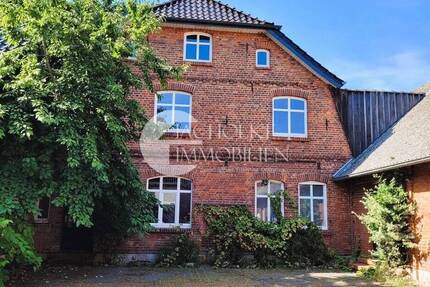 Großzügiges Anwesen mit drei Gebäuden: Ehemalige Betreuungseinrichtung für Kinder in der Altmark - Diesdorf Abbendorf