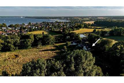 Haus zum Mieten in Strande 2.700,00 € 150 m²