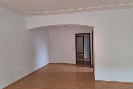 Sanierterenovierte 2-Zimmer-Wohnung im Hochwaldviertel - Bad Nauheim