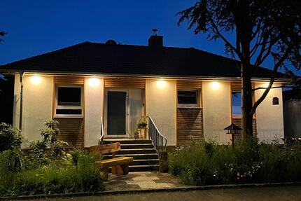 Ferienhaus ( Ferienwohnung, 2-8 Pers, 3 SZ, 2 Bäder, Kamin+Sauna - Hofgeismar