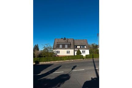 Großzügige 4-Zimmer-WohnungHaushälfte in Wissen