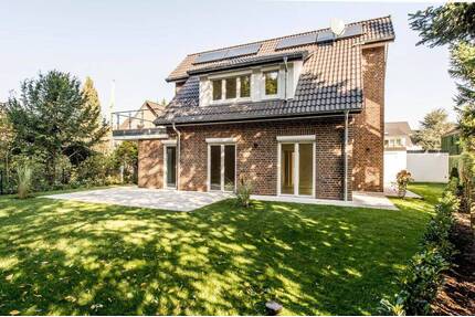 *** WITTENFELD-BAU *** PROVISIONSFREI | Miethaus (2 Wohnungen) | Baujahr 2016 | schöne Lage | Garagen - Delmenhorst Deichhorst