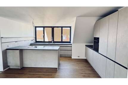 Wohnung zum Mieten in Nürnberg 1.950,00 € 120.88 m²
