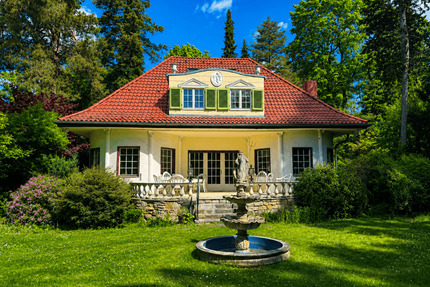 Juwel mit enormem Potenzial & Ausbaureserve: Seenähe und Zugang in Bestlage auf Traumgrundstück - Berlin Wannsee