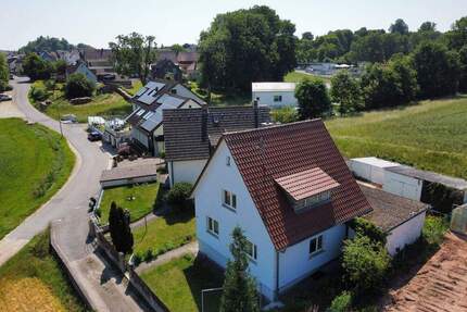 Wohnhaus in ruhiger Ortsrandlage von Sulzbach-Rosenberg