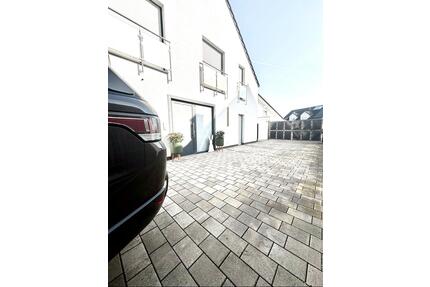 Einfamilienhaus mit Aufzug Bj. 2014 - Harthausen