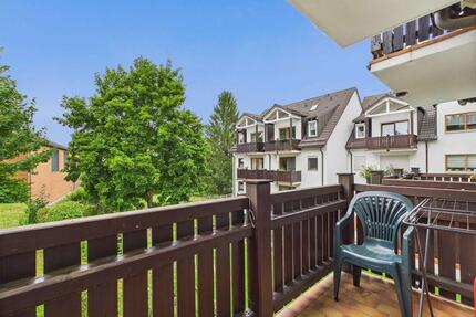 Modernisierte & ruhige 1-Raum-Wohnung mit Balkon in Lengenfeld