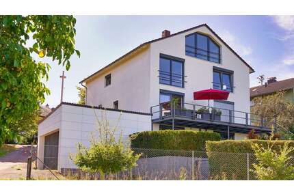 Haus zum Kaufen in Esslingen am Neckar 1.490.000,00 € 249 m²