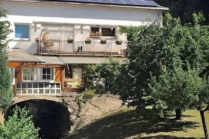 Haus zum Kaufen in Traben-Trarbach 449.000,00 € 490 m²