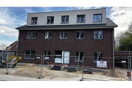 IMMOBILIEN GUMNIOR präsentiert: attraktive 3-Zimmer-Wohnung im Erdgeschoss mit Terrasse - Salzbergen