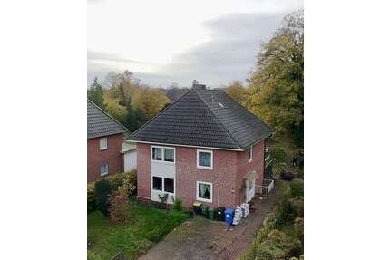 Haus zum Kaufen in Neumünster 459.000,00 € 165 m²