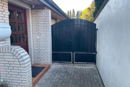 Schöne Doppelhaushälfte 5 Zimmer + Garten + Garage - Tasdorf