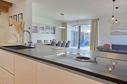 Haus zum Kaufen in Schwegenheim 728.000,00 € 180 m²