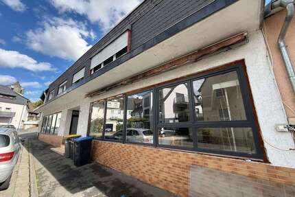 Haus zum Kaufen in Herborn 219.000,00 € 174.1 m²