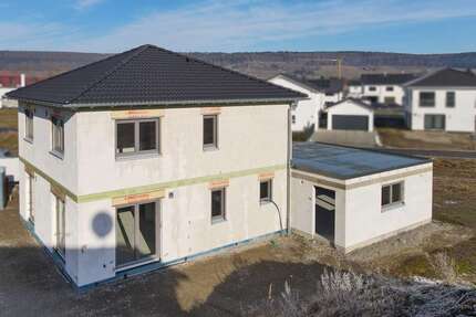 Haus zum Kaufen in Langenenslingen 598.000,00 € 126.27 m²