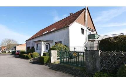 Haus zum Kaufen in Bad Wünnenberg 185.000,00 € 240 m²