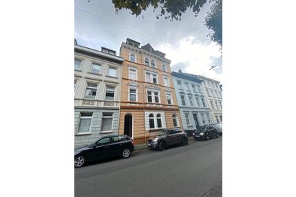 3-Zimmer-Dachgeschosswohnung – 70 m² – Wuppertal