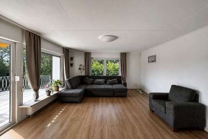 Haus zum Kaufen in Niedernhall 450.000,00 € 176 m²