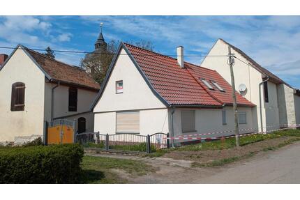 WohnhausBauernhaus in idyllischer Lage - Querfurt