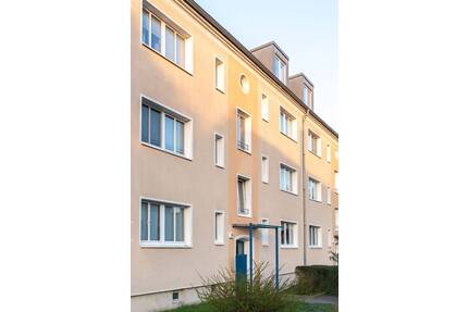 Gemütliche 2-Zimmer-Wohnung mit Gartenanteil - Dresden Seidnitz/Dobritz
