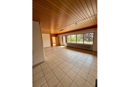 2-Zimmer Wohnung (85 qm) Gießen-Allendorf Balkon Kamin, ab sofort