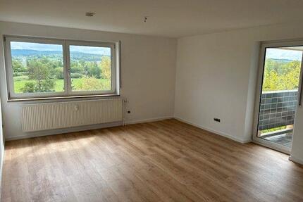 Renovierte 2.5 ZKB Whg mit Balkon in Weiden Zentrum - Weiden in der Oberpfalz