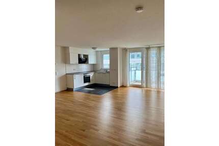 Wohnung zum Mieten in Stuttgart 1.070,00 € 64.5 m²