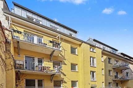 Haus zum Kaufen in Würzburg 1.590.000,00 € 444.37 m²