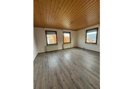 4 - Zimmer Wohnung frisch renoviert in Albstadt-Ebingen