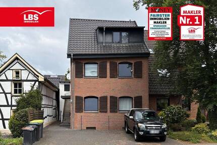 Kernsaniertes und vollvermietetes Mehrfamilienhaus - Troisdorf