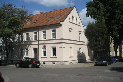 2-Raumwohnung in Bernburg - 275,00&nbsp;EUR Kaltmiete, ca.&nbsp; 43,00&nbsp;m&sup2; in Bernburg (Saale) (PLZ: 06406)
