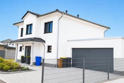 EFH aus 2022 mit 153 m² und Doppelgarage direkt zum EINZIEHEN! - Biederitz