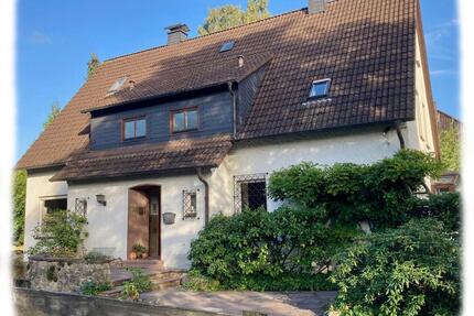 Charmantes Einfamilienhaus in zentraler Lage von Halle Westf.