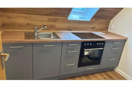 ☀️DG-Traum mit EBK! Frisch renoviert, neues Dach & 3-fach Glas - Weißenfels