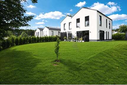 Haus zum Mieten in Chemnitz 1.949,00 € 134 m²