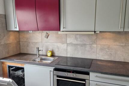 3 Zimmer, Küche, Bad, Balkon, Einbauküche - Pirmasens Niedersimten