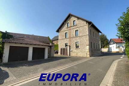 Haus zum Kaufen in Essenheim 645.000,00 € 245.5 m²