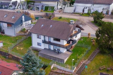 Vielseitiges Einfamilienhaus in idyllischer Lage - perfekt für Familien oder mehrere Generationen - Gernsbach Lautenbach