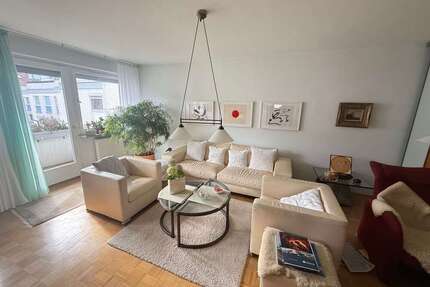 Wohnung zum Kaufen in Stuttgart 229.000,00 € 74 m²