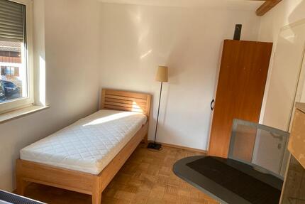 Zimmer Frauen WG - 750,00&nbsp;EUR Kaltmiete, ca.&nbsp; 10,00&nbsp;m&sup2; in Geretsried (PLZ: 82538)