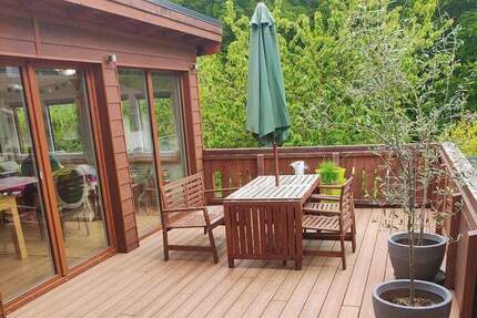 Großzügige 3,5-Zimmer-Wohnung mit Wintergarten & Dachterrasse - Nähe Wasserburg - Soyen Koblberg