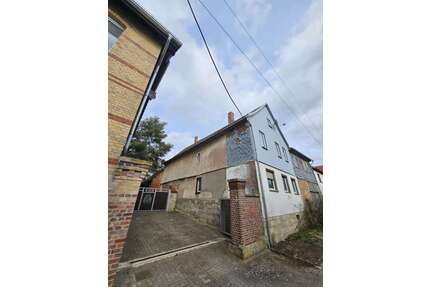 Haus zum Kaufen in Sondershausen Immenrode 12.320,00 € 150 m²