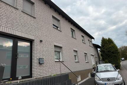 Wohn- und Geschäftshaus im Gewerbegebiet - Nümbrecht